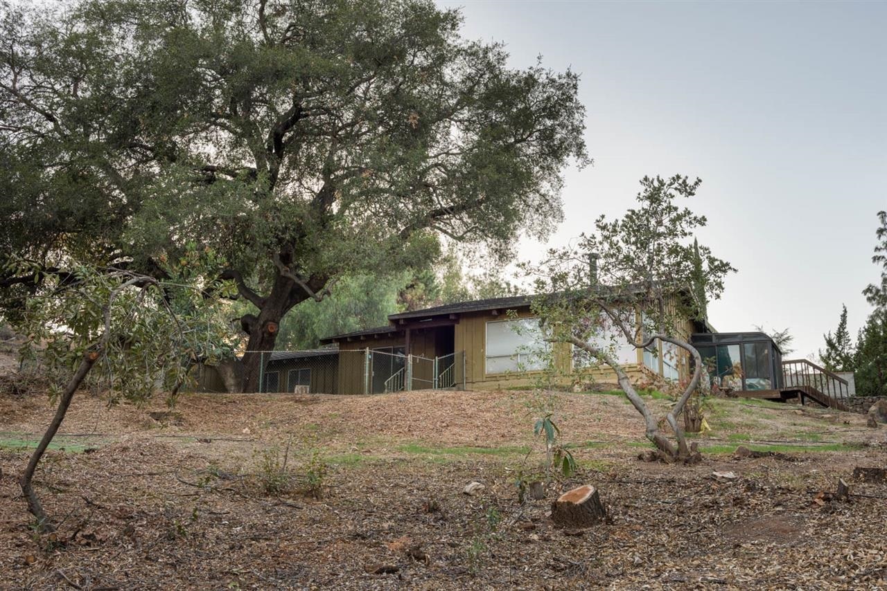 11725 Johnson Lake Road Lakeside, CA 92040 - Photo 13 of 15 Gallery Image 13