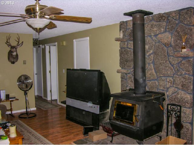 19376 Kiowa Road Bend, OR 97702 - Photo 3 of 16 Gallery Image 3