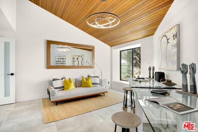 2501 Roscomare Road Los Angeles, CA 90077 - Photo 33 of 43