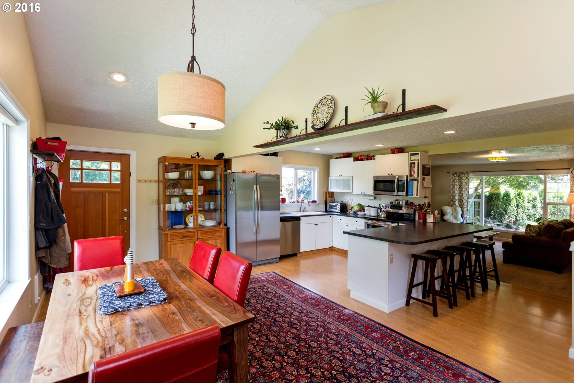 24305 Southwest Boones Ferry Road Tualatin, OR 97062 - Photo 3 of 32 Gallery Image 3