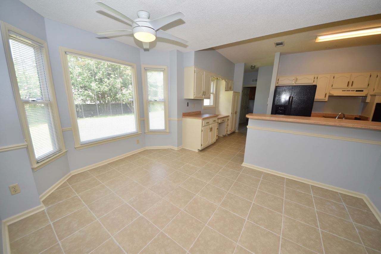 8542 Buckhurst Road Memphis, TN 38016 - Photo 7 of 21 Gallery Image 7
