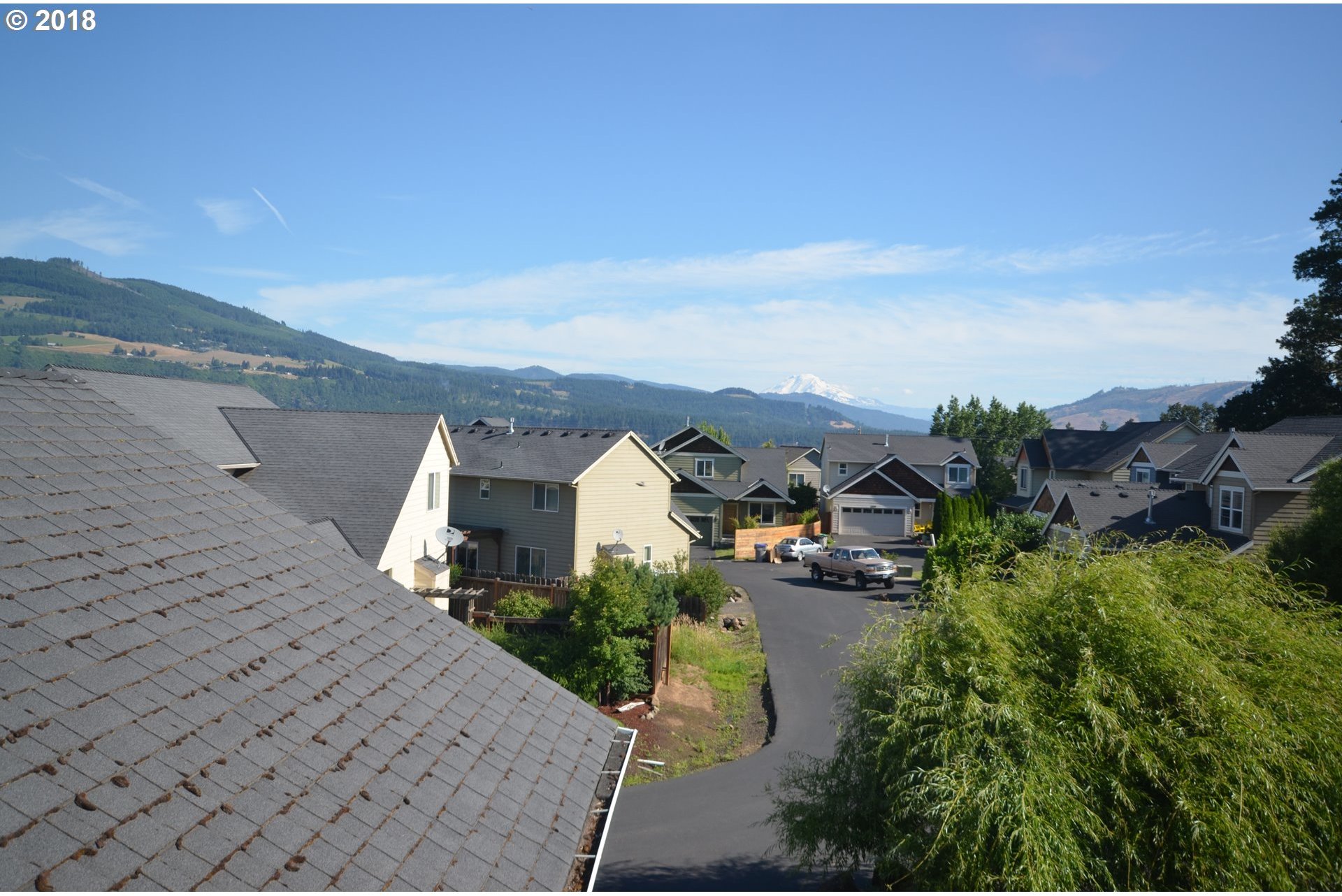 2891 Son-Rise Loop Hood River, OR 97031 - Photo 14 of 21 Gallery Image 14