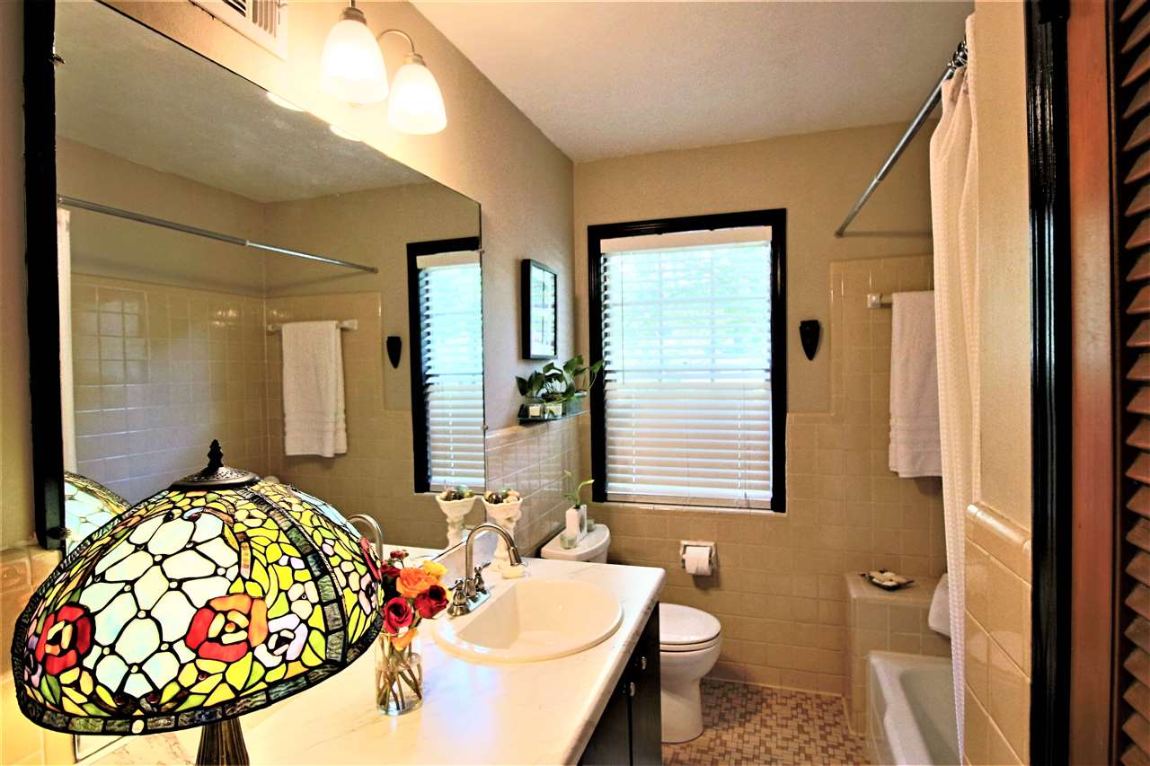 3048 Kenneth Street Memphis, TN 38128 - Photo 13 of 24 Plenty Of Room For Sharing!