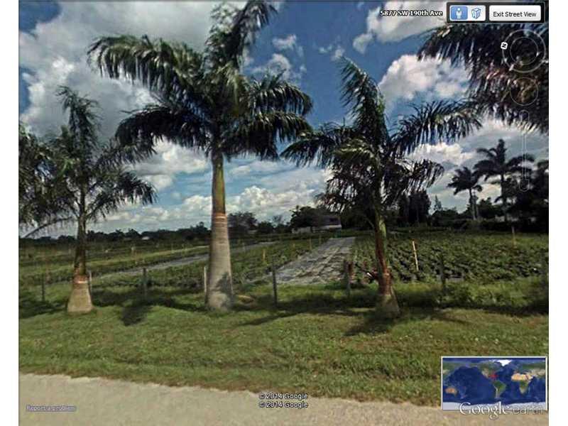 5800 Southwest 190th Avenue Southwest Ranches, FL 33332 - Photo 7 of 10 Gallery Image 7