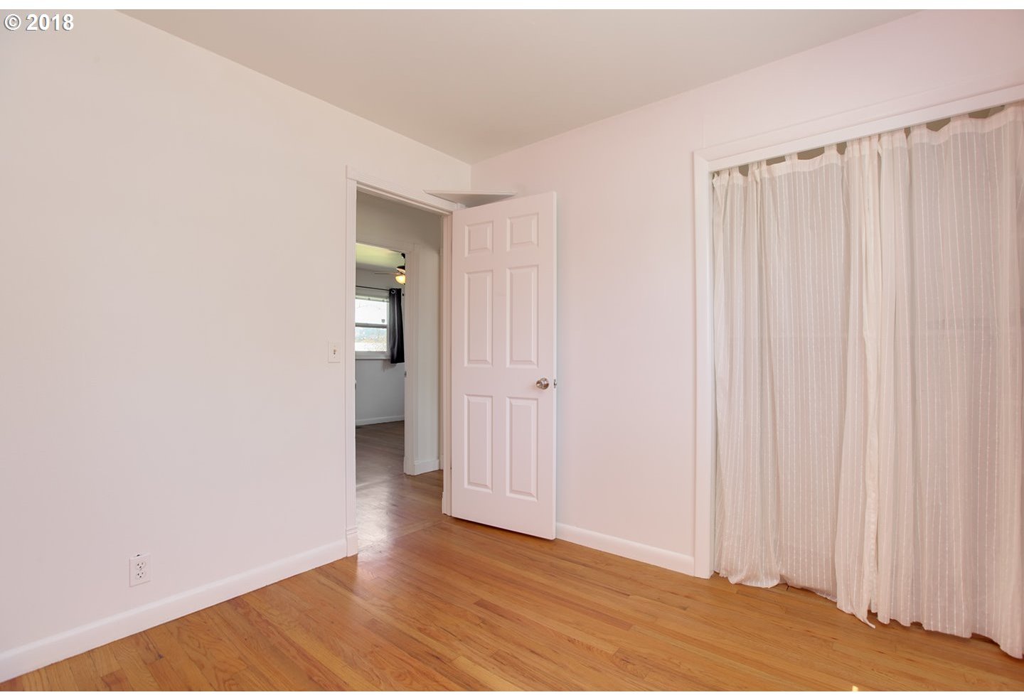 11625 Southwest 9th Street Beaverton, OR 97005 - Photo 10 of 32 Gallery Image 10