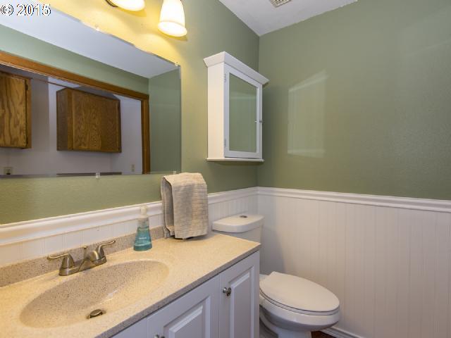 13404 Southwest Chelsea Loop Tigard, OR 97223 - Photo 9 of 16 Gallery Image 9