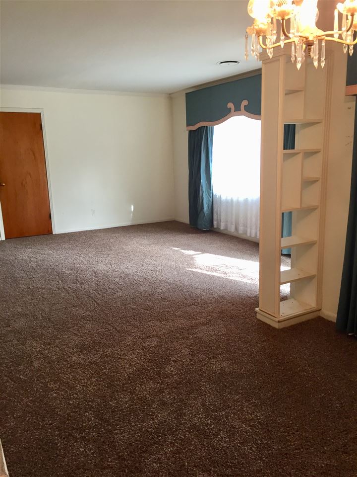 1575 Wilbec Road Memphis, TN 38117 - Photo 3 of 22
