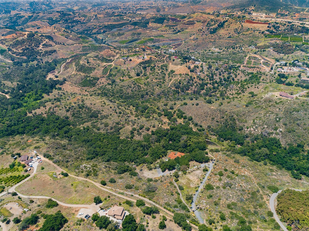 Camino Rainbow Fallbrook Ca Fallbrook, CA 92028 - Photo 24 of 25