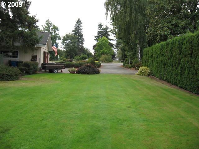 2298 North Boones Ferry Road Woodburn, OR 97071 - Photo 10 of 15 Gallery Image 10