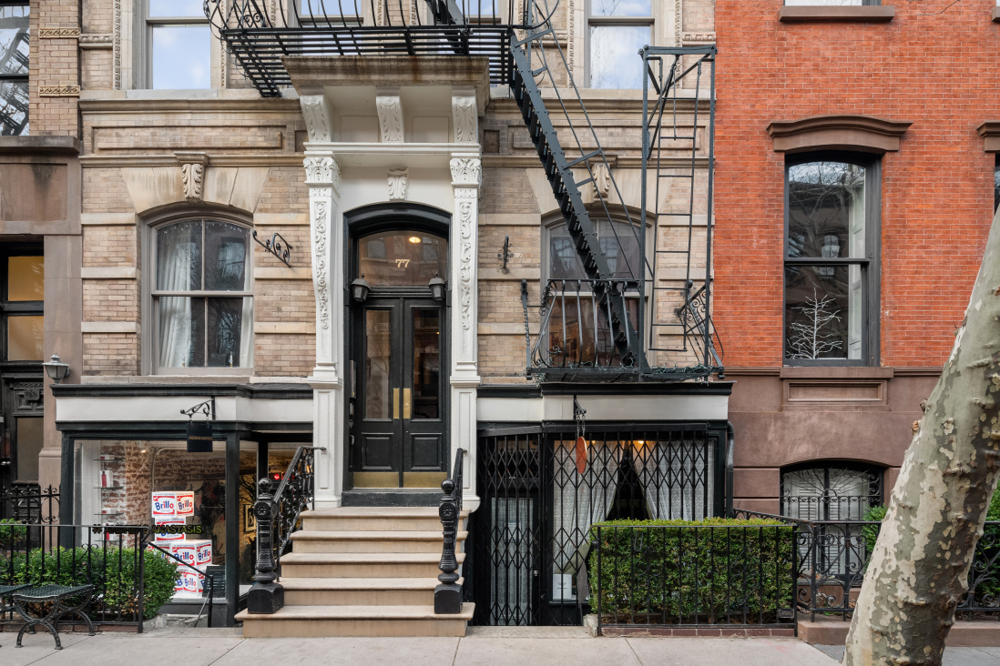 77 Perry St, Manhattan, NY 10014 - Photo 2 of 2