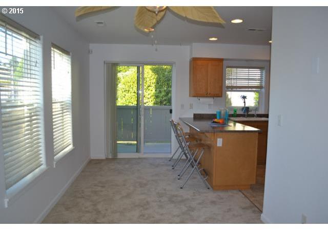 11744 Southeast Foster Road, Unit 101 Portland, OR 97266 - Photo 5 of 11