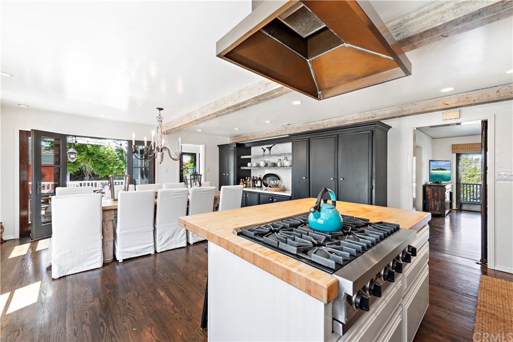 435 Agate Street Laguna Beach, CA 92651 - Photo 9 of 29 Large open kitchen and Dining Area