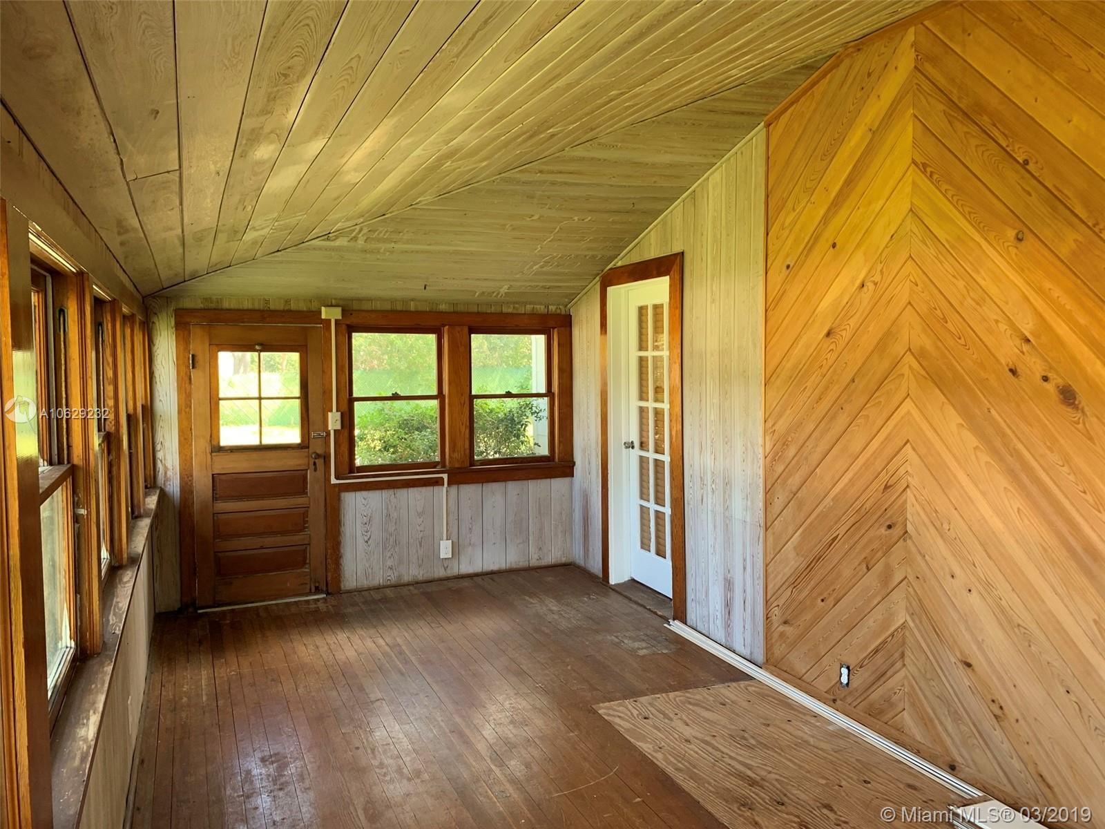 4518 County Line Road Tequesta, FL 33469 - Photo 14 of 23