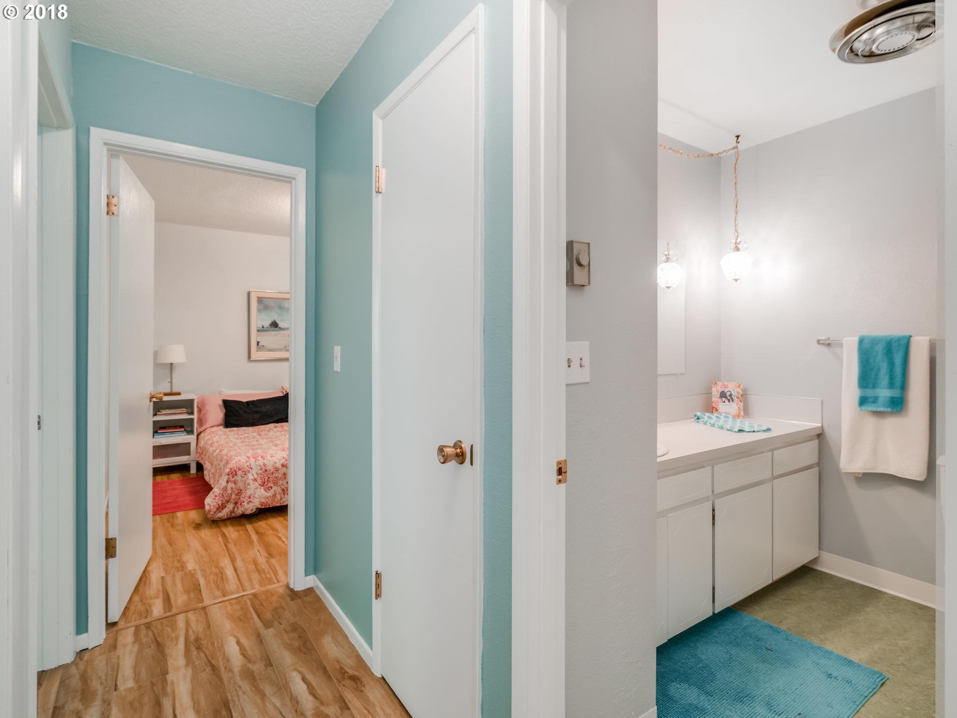 4420 Northwest Barnes Road Portland, OR 97210 - Photo 11 of 18