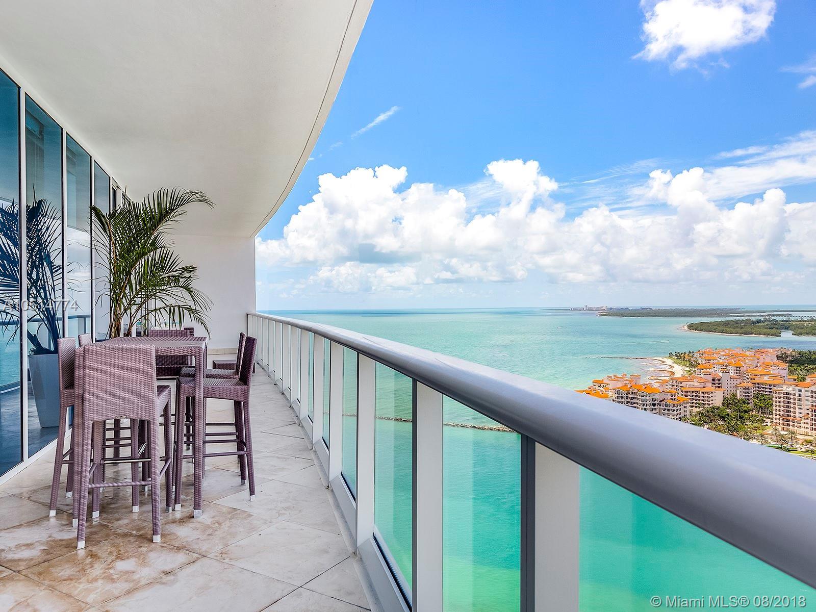 100 South Pointe Drive, Unit 3201 Miami Beach, FL 33139 - Photo 17 of 28