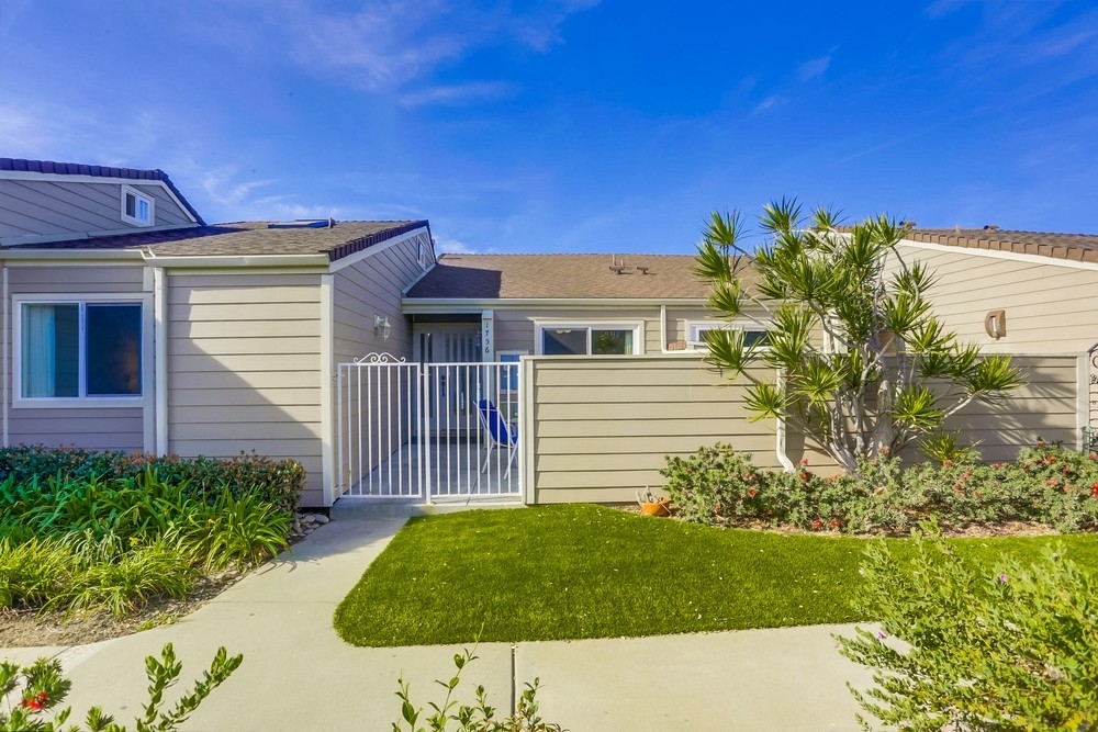 1756 Tattenham Road Encinitas, CA 92024 - Photo 5 of 24