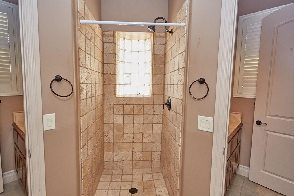 12914 La Cresta Drive Apple Valley, CA 92308 - Photo 11 of 18