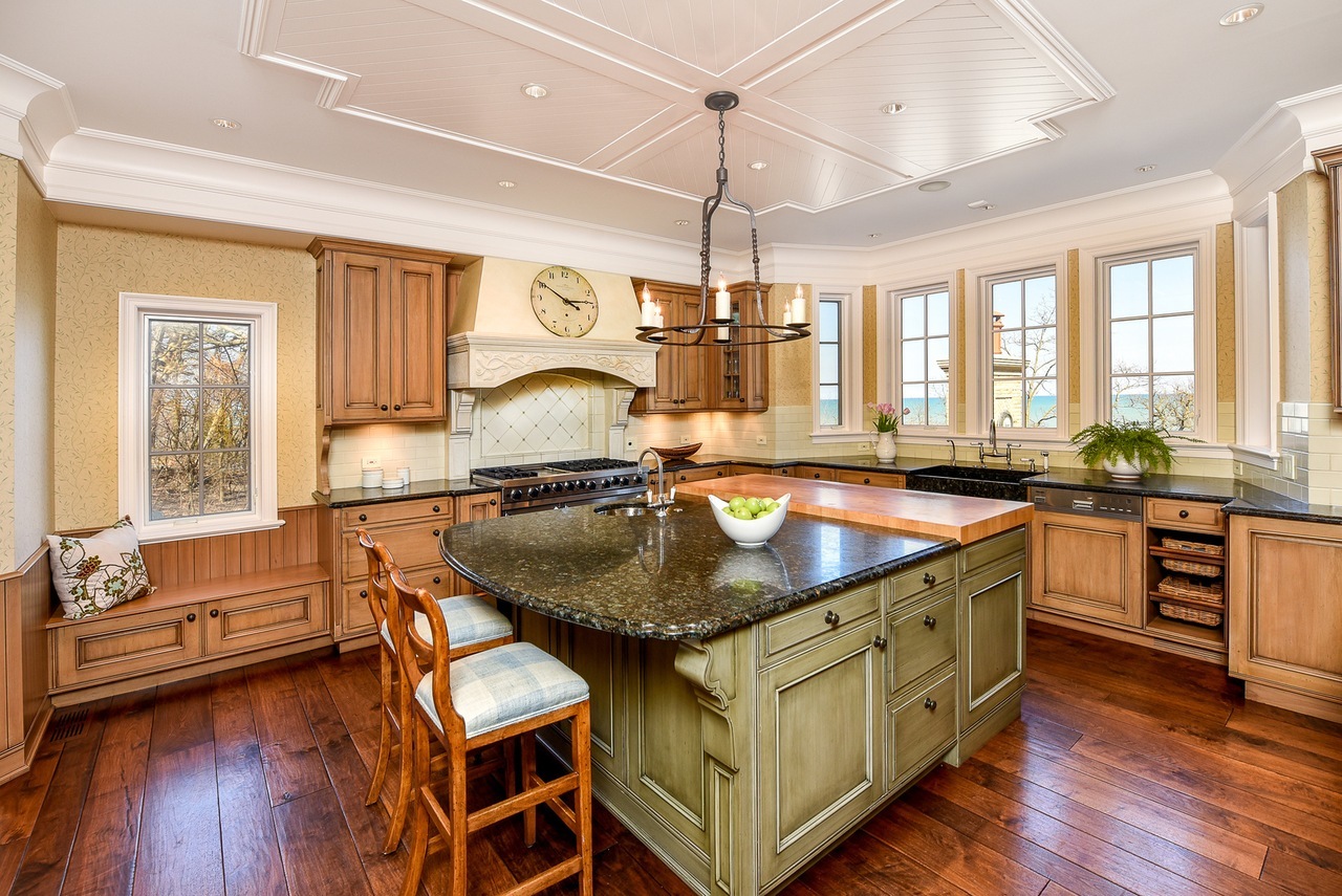 889 Sheridan Road Winnetka, IL 60093 - Photo 19 of 65