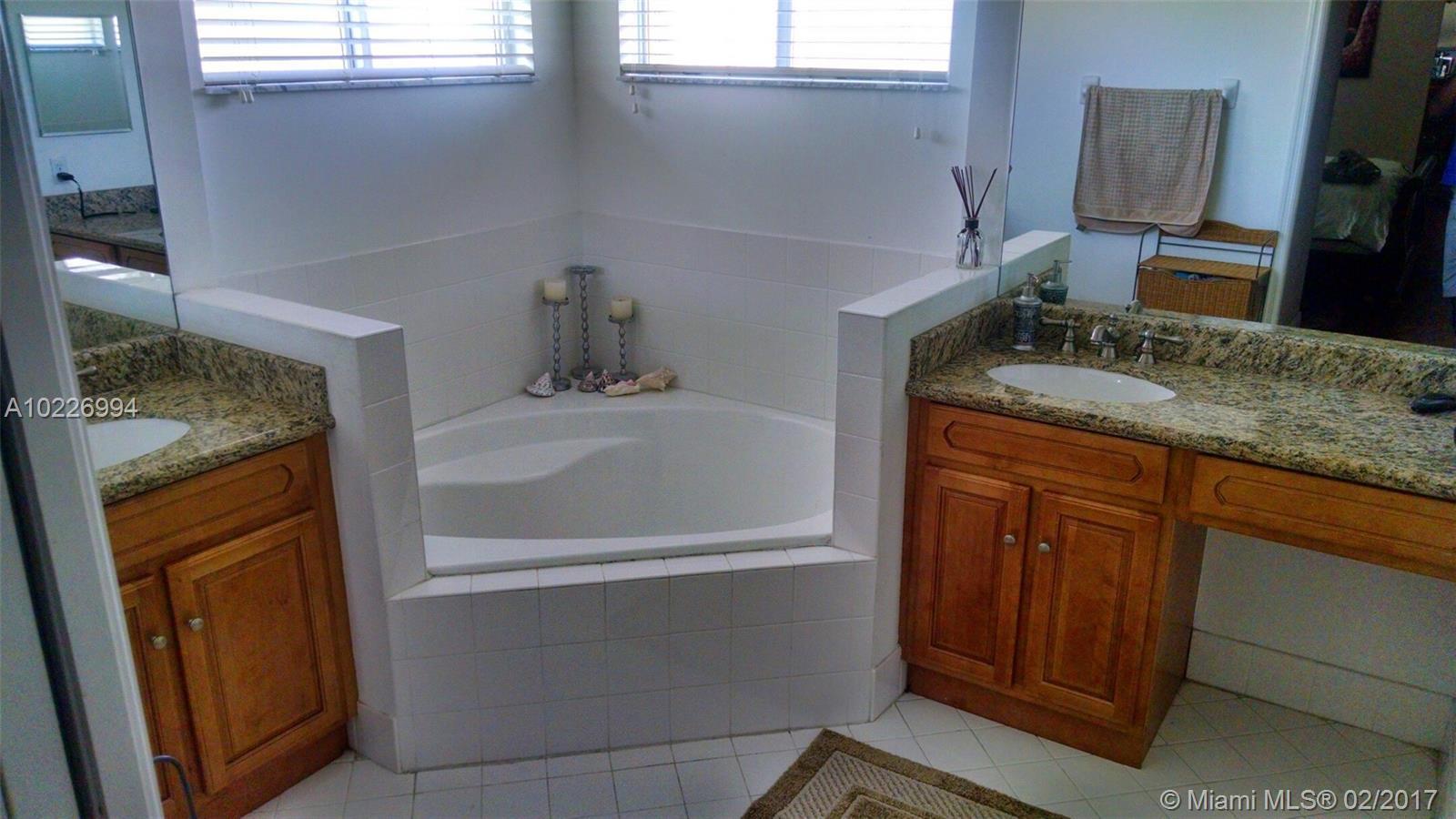 8849 Southwest 223rd Terrace Cutler Bay, FL 33190 - Photo 16 of 21