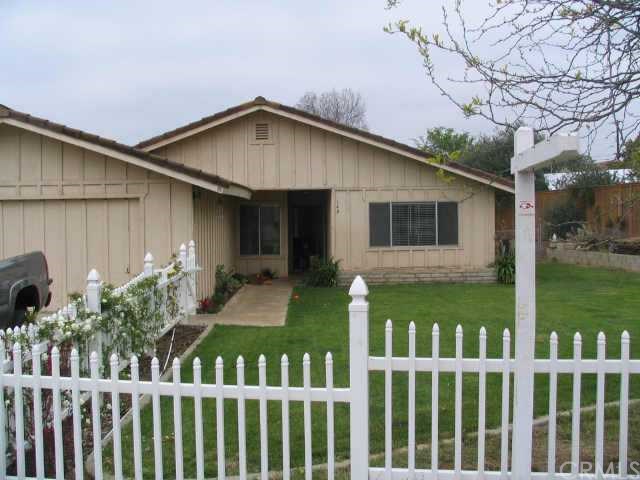 142 Del Sureno Fallbrook, CA 92028 - Photo 1 of 1 Front