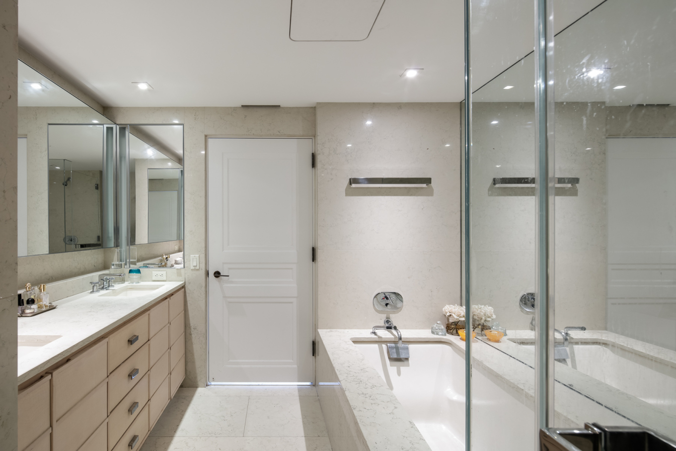 170 East End Avenue, Unit 10/11E Manhattan, NY 10128 - Photo 8 of 13