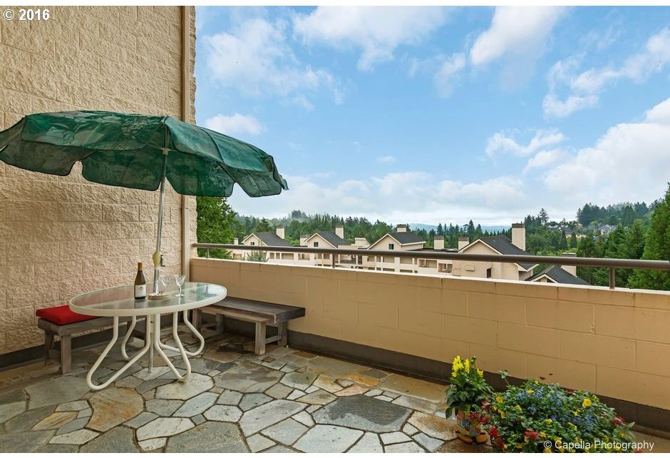 6645 West Burnside Road, Unit 545 Portland, OR 97225 - Photo 14 of 27 Gallery Image 14