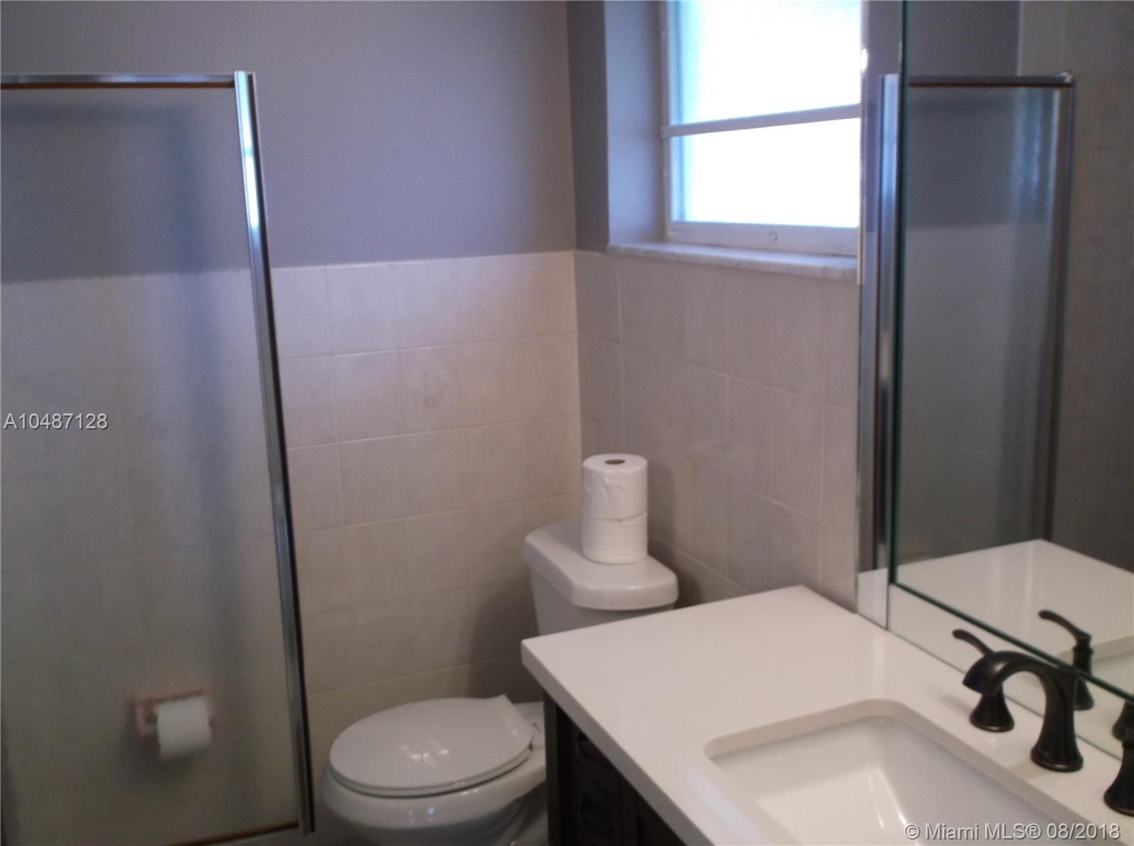 3020 Northwest 1st Drive Pompano Beach, FL 33064 - Photo 11 of 16