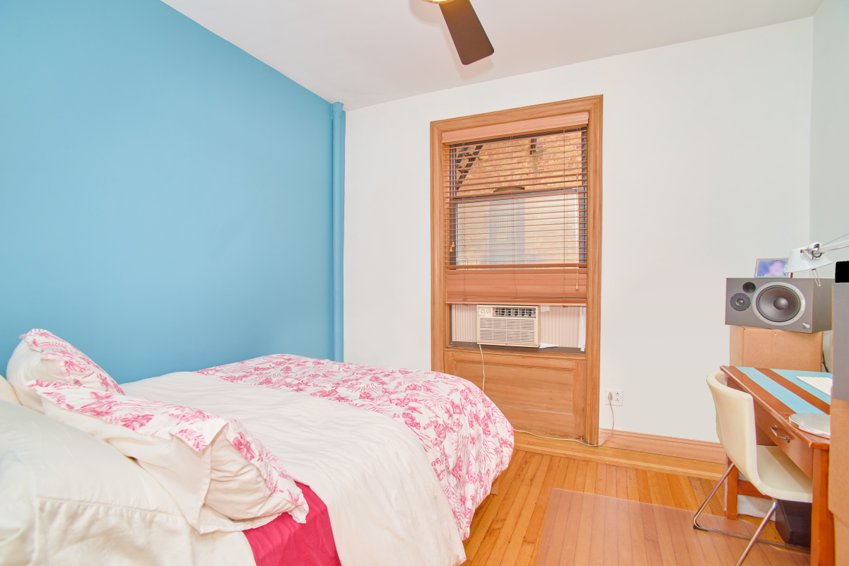 238 West 106th Street, Unit 3H Manhattan, NY 10025 - Photo 10 of 13 Gallery Image 10