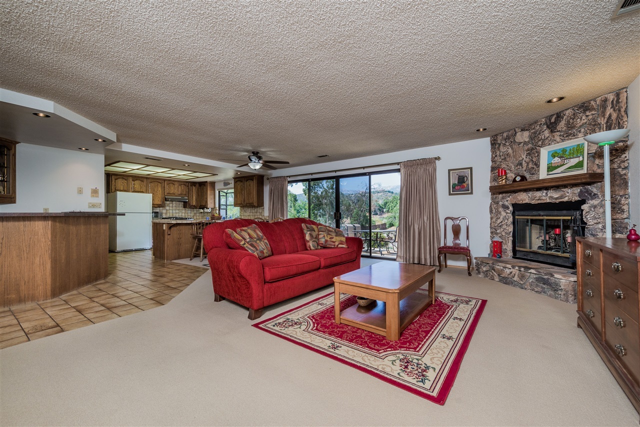 15212 Oak Creek Road El Cajon, CA 92021 - Photo 10 of 25 Gallery Image 10