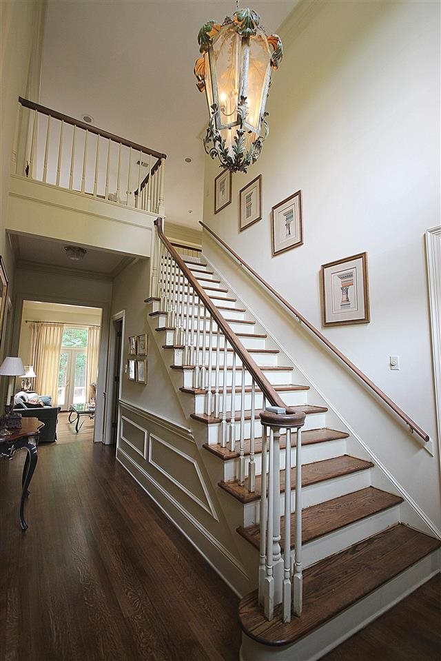 320 River Oaks Road Memphis, TN 38120 - Photo 2 of 24 Gallery Image 2