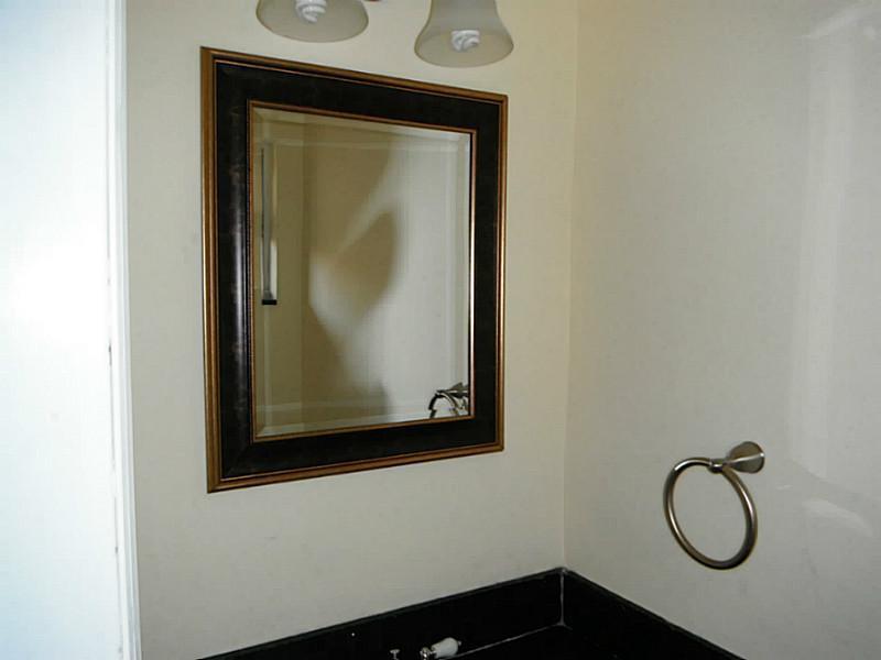 1100 West 35th Street, Unit 27 Hialeah, FL 33012 - Photo 9 of 9