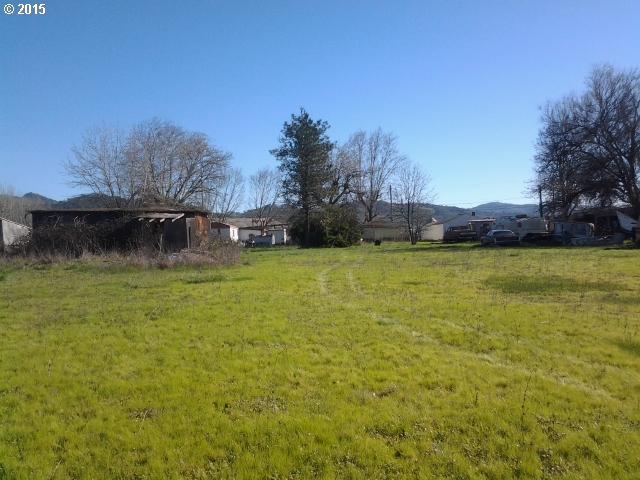 3448 Carnes Road Roseburg, OR 97471 - Photo 2 of 12 Gallery Image 2