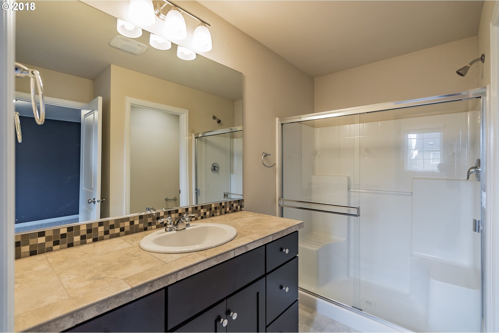 17204 Southwest 119th Place Portland, OR 97224 - Photo 10 of 30