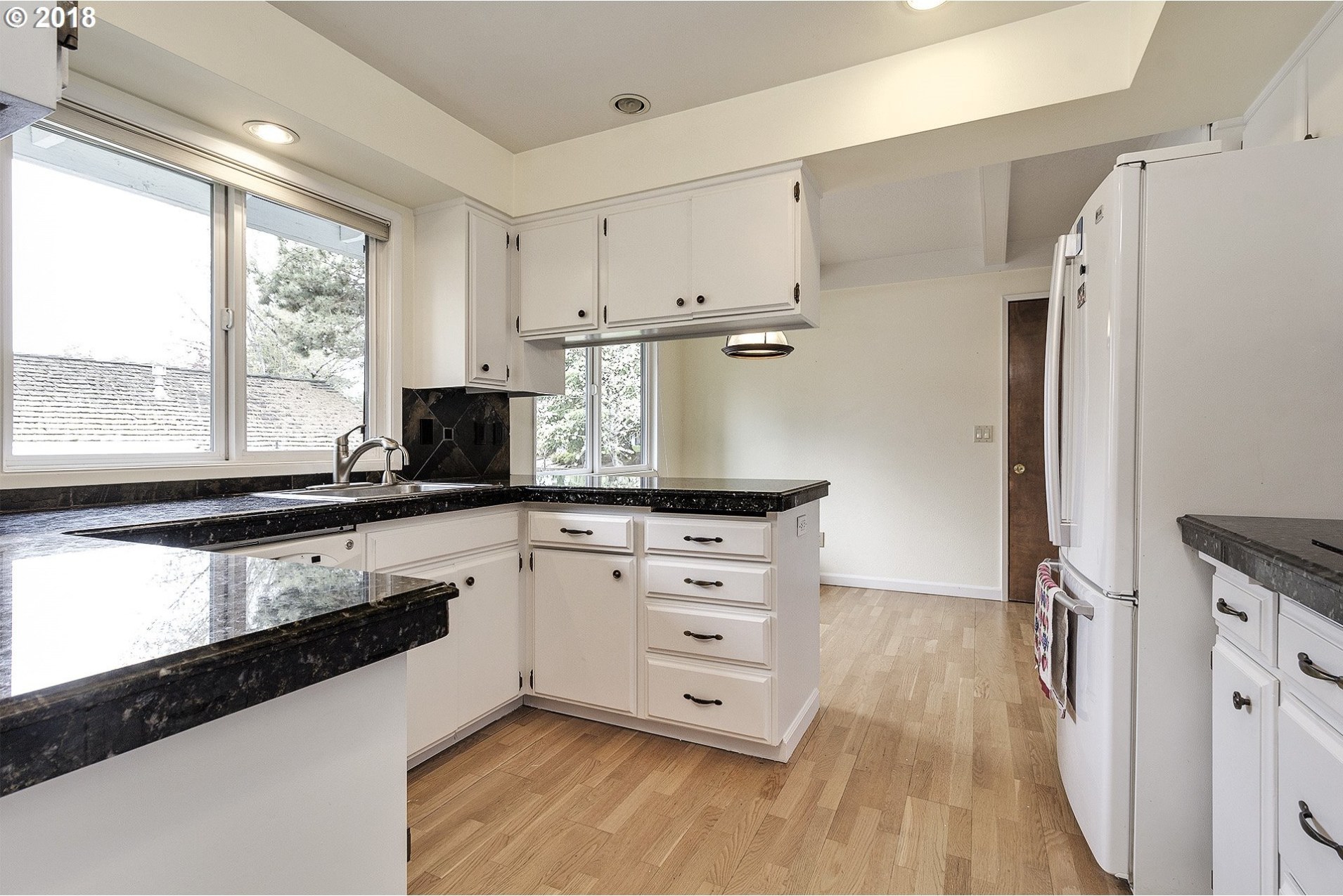 14180 Southwest Barlow Road Beaverton, OR 97008 - Photo 10 of 25 Gallery Image 10