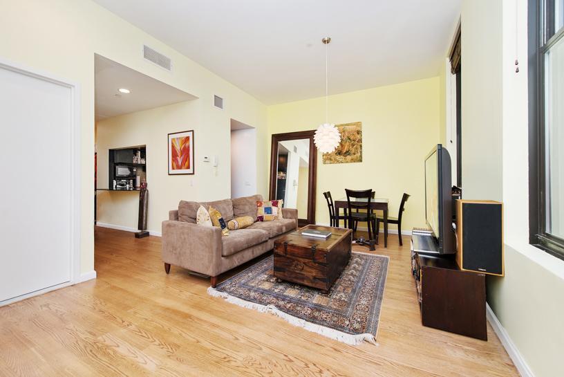 56 Pine Street, Unit 3D Manhattan, NY 10005 - Photo 2 of 11