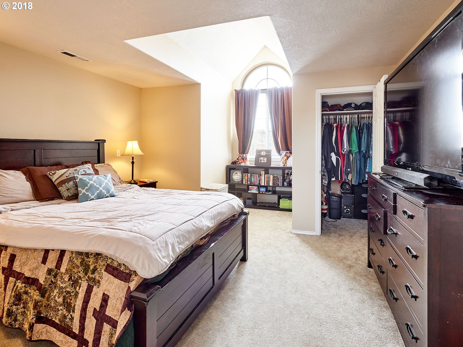 1642 Southwest Filbert Lane Dallas, OR 97338 - Photo 17 of 32 Gallery Image 17