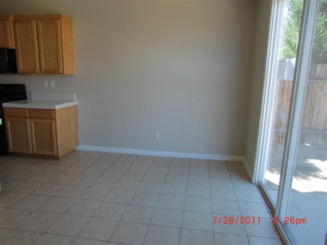 11714 Revolution Road Bakersfield, CA 93312 - Photo 6 of 17 Gallery Image 6