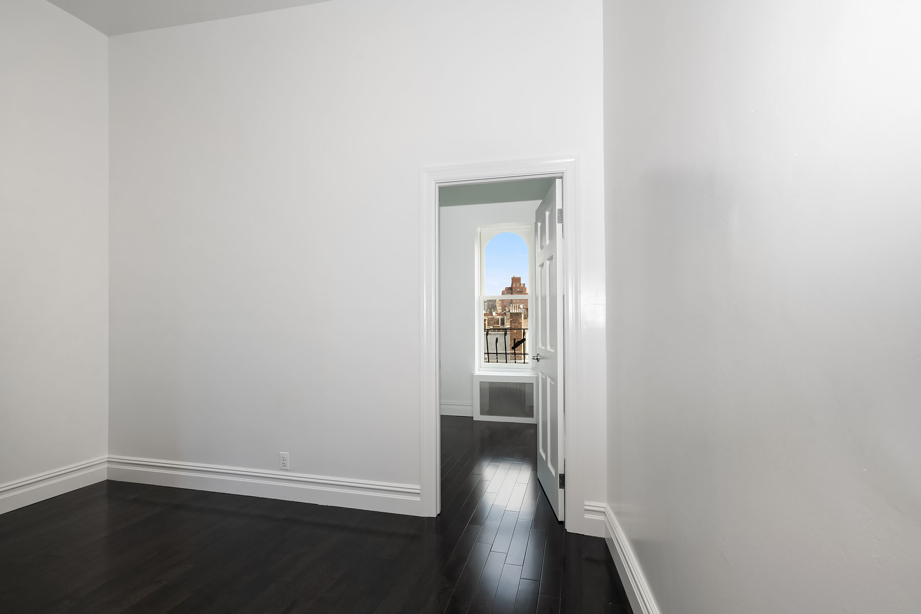 551 Hudson Street, Unit 18 Manhattan, NY 10014 - Photo 3 of 8