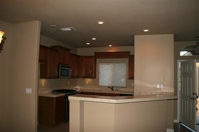 2808 Crescent Ridge Street Bakersfield, CA 93313 - Photo 5 of 13 Gallery Image 5