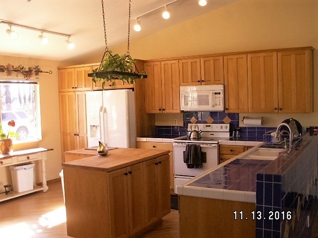 18110 Paradise Mountain Road Valley Center, CA 92082 - Photo 7 of 25