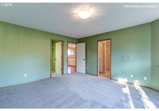 11940 Northwest Tyler Court Portland, OR 97229 - Photo 11 of 29