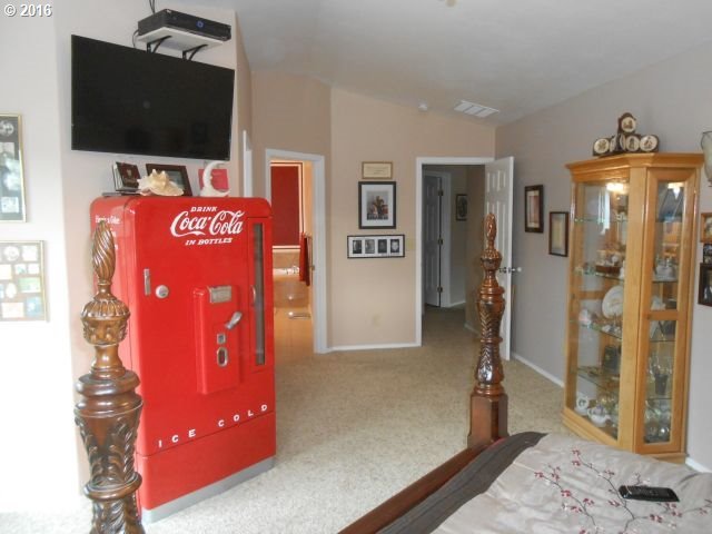 121 Glenbrook Loop Road Riddle, OR 97469 - Photo 23 of 30