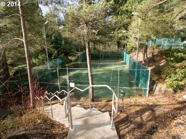 7548 Southwest Barnes Road, Unit 116G Portland, OR 97225 - Photo 16 of 16 Gallery Image 16