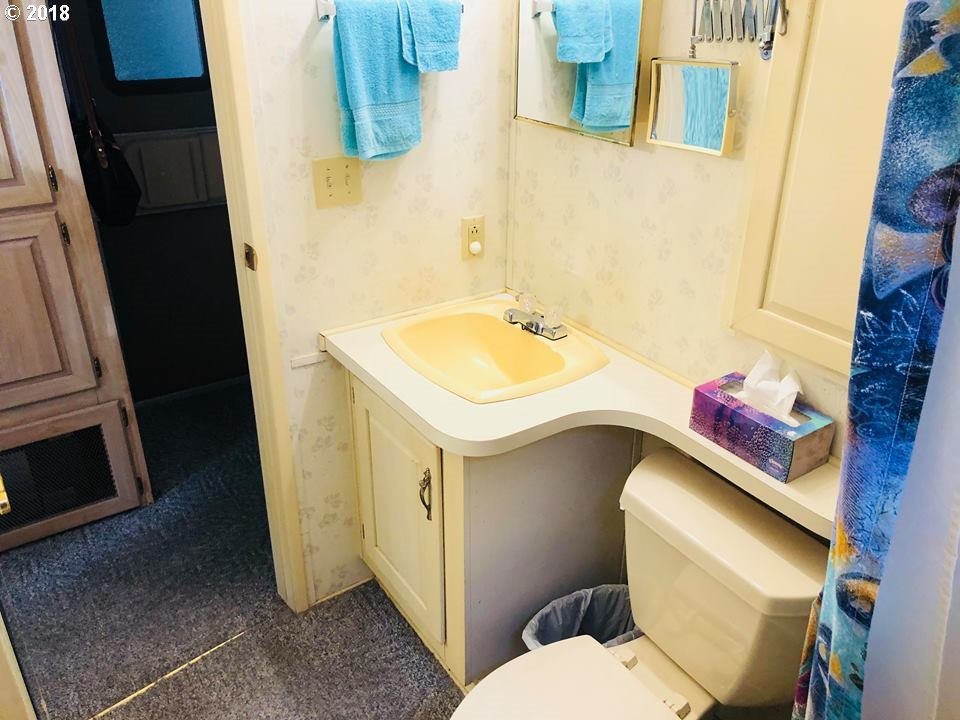 16219 Lower Harbor Road, Unit 3 Brookings, OR 97415 - Photo 14 of 16 Gallery Image 14