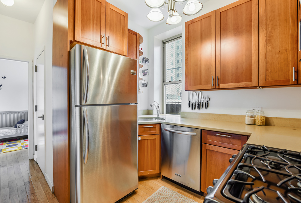 328 West 96th Street, Unit C Manhattan, NY 10025 - Photo 4 of 6