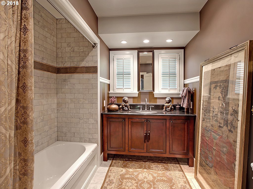 6502 Southeast 32nd Avenue Portland, OR 97202 - Photo 9 of 26 Gallery Image 9