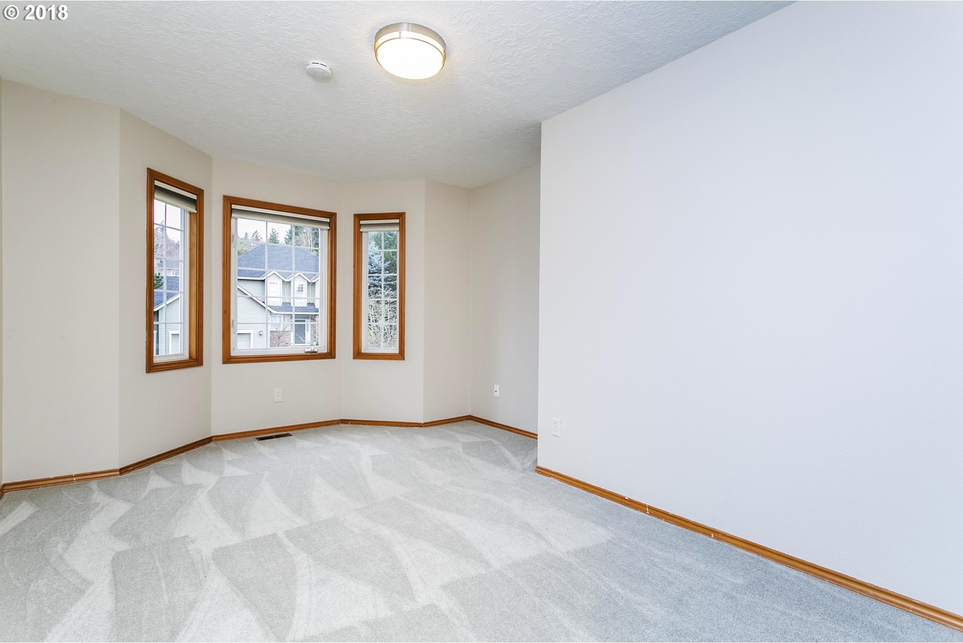 5808 Southwest Kruse Ridge Drive Portland, OR 97219 - Photo 25 of 32 Gallery Image 25