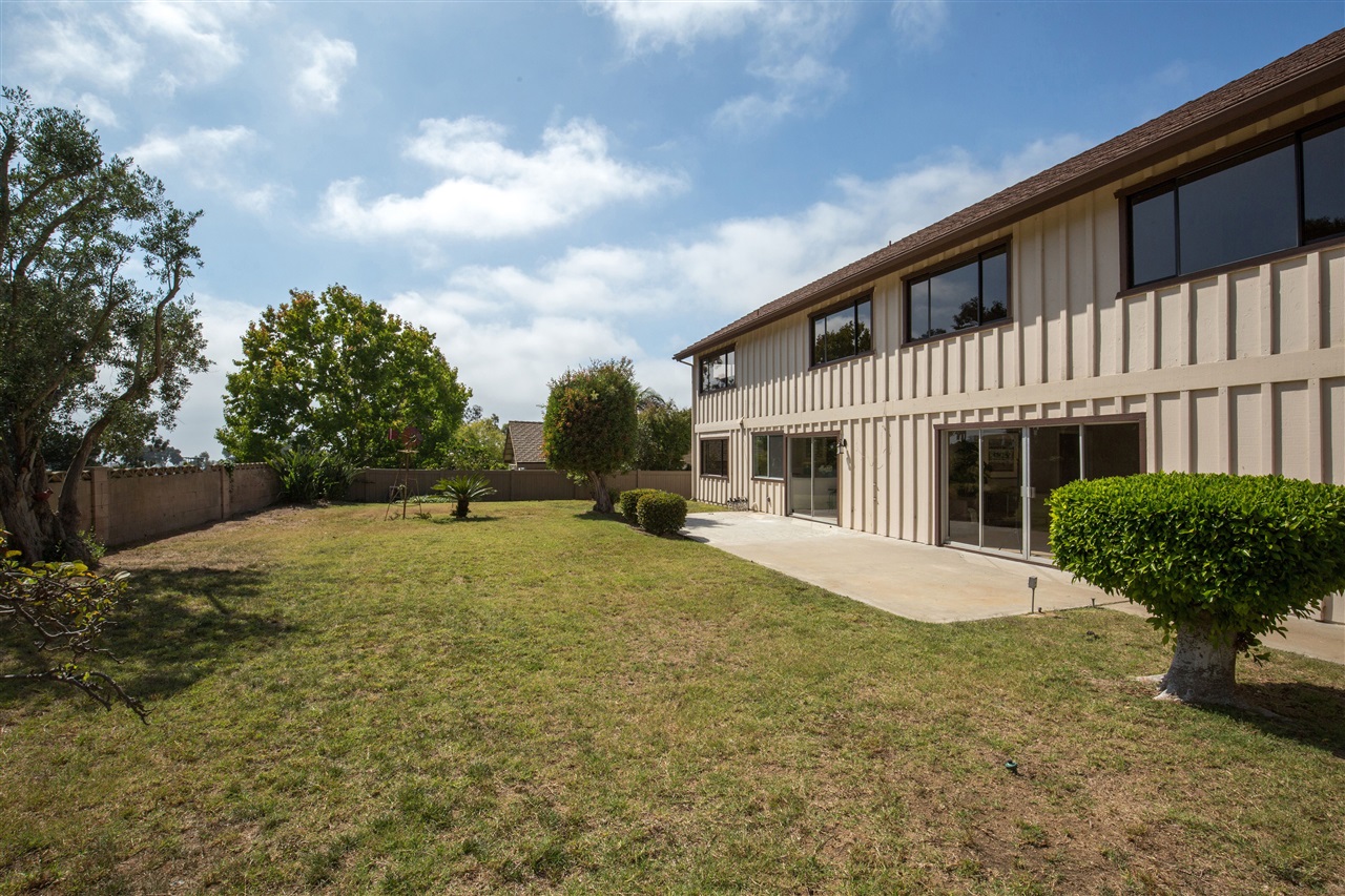 8393 Cliffridge Lane La Jolla, CA 92037 - Photo 24 of 25