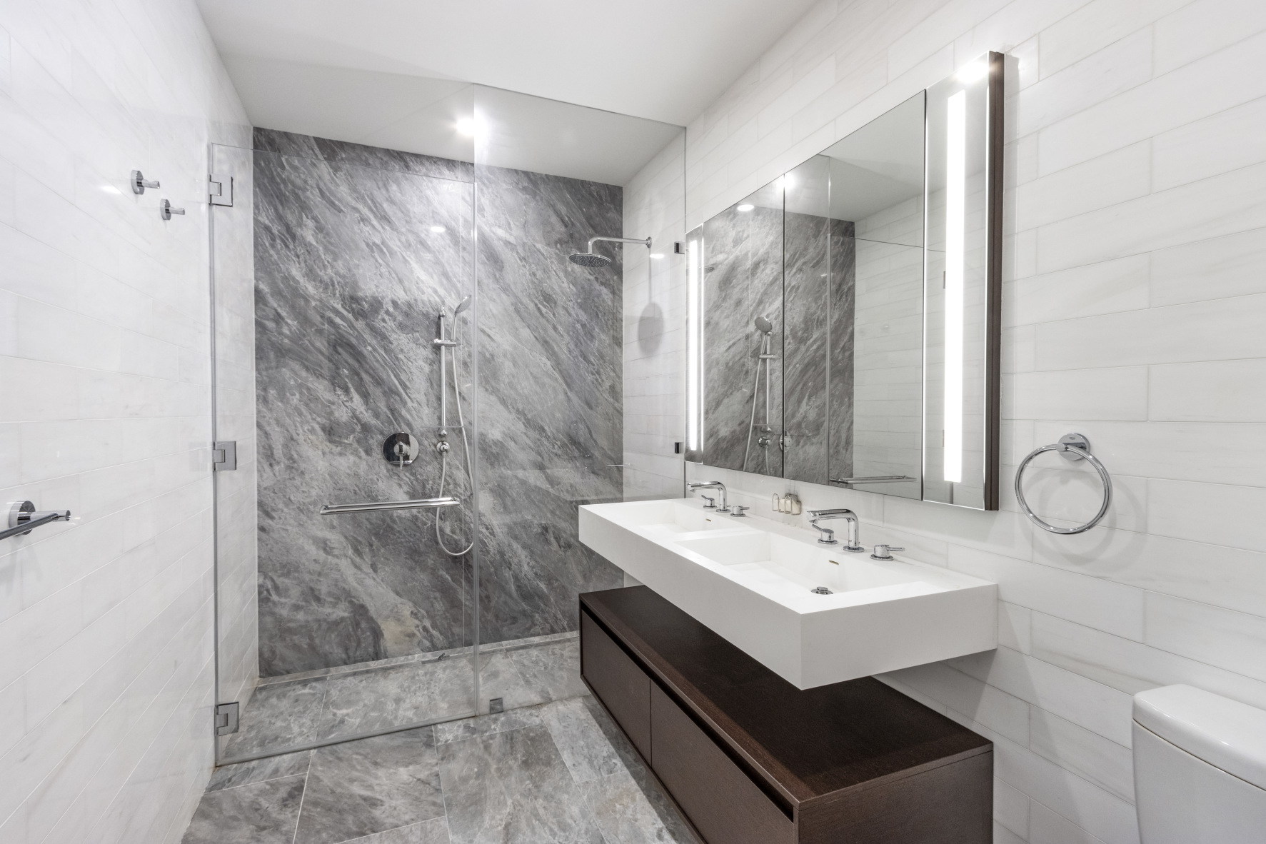 287 East Houston Street, Unit 8B Manhattan, NY 10002 - Photo 5 of 10