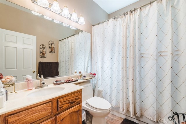 17037 Lassen Street Northridge, CA 91325 - Photo 17 of 37